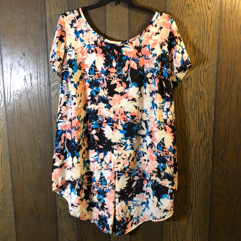 Floral flowy top women’s plus 3x swing tee